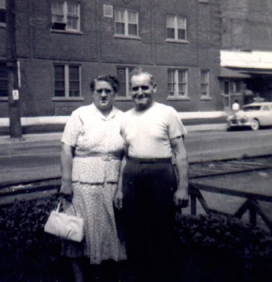 Photo of Ellen and Ernest Photo of Ellen and Ernest